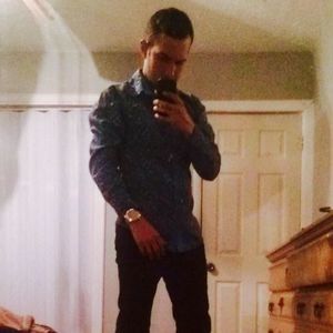 Meet your Posher, Eduardo